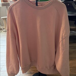 nuuds crewneck in Ballet